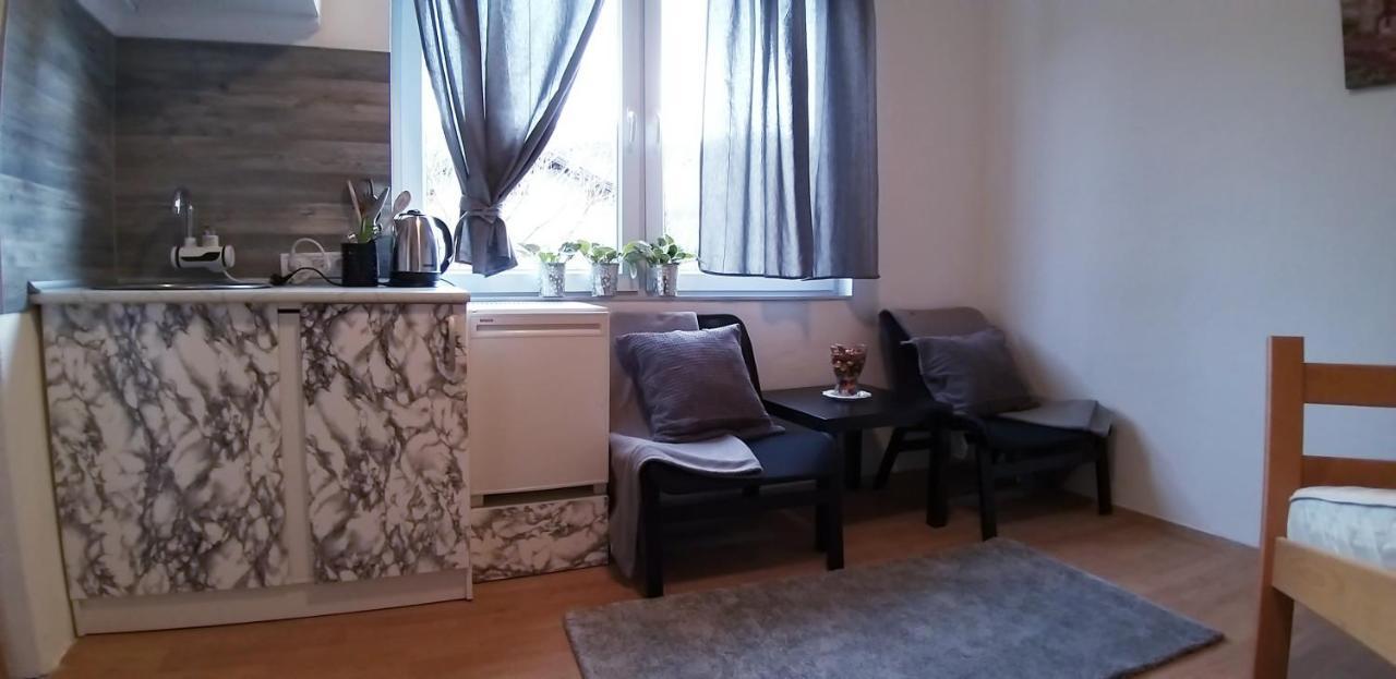 Studio Apartman Sajra Kulen Vakuf Ngoại thất bức ảnh