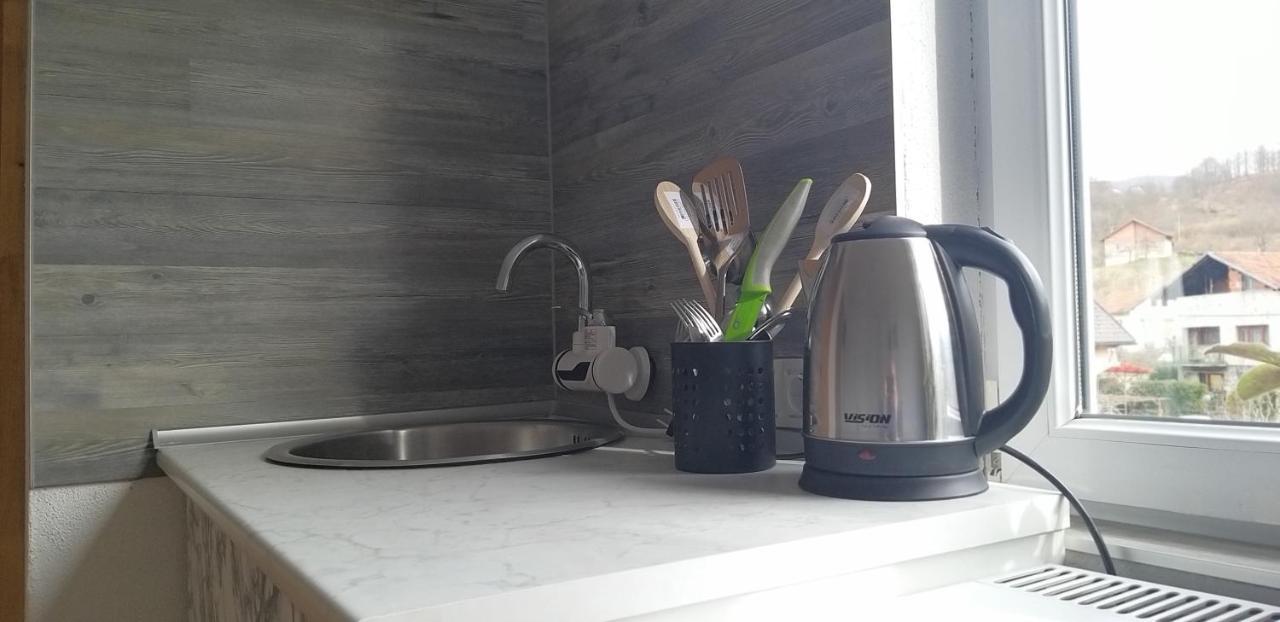 Studio Apartman Sajra Kulen Vakuf Ngoại thất bức ảnh