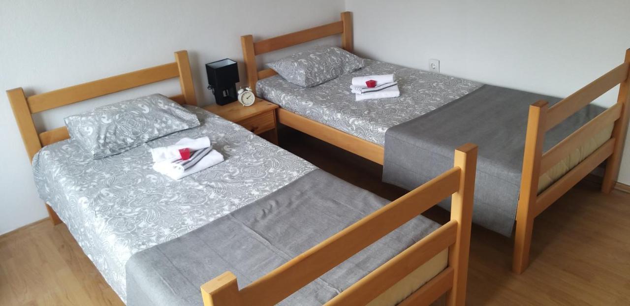 Studio Apartman Sajra Kulen Vakuf Ngoại thất bức ảnh